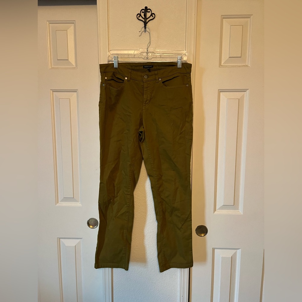 Eileen Fisher straight leg green pants